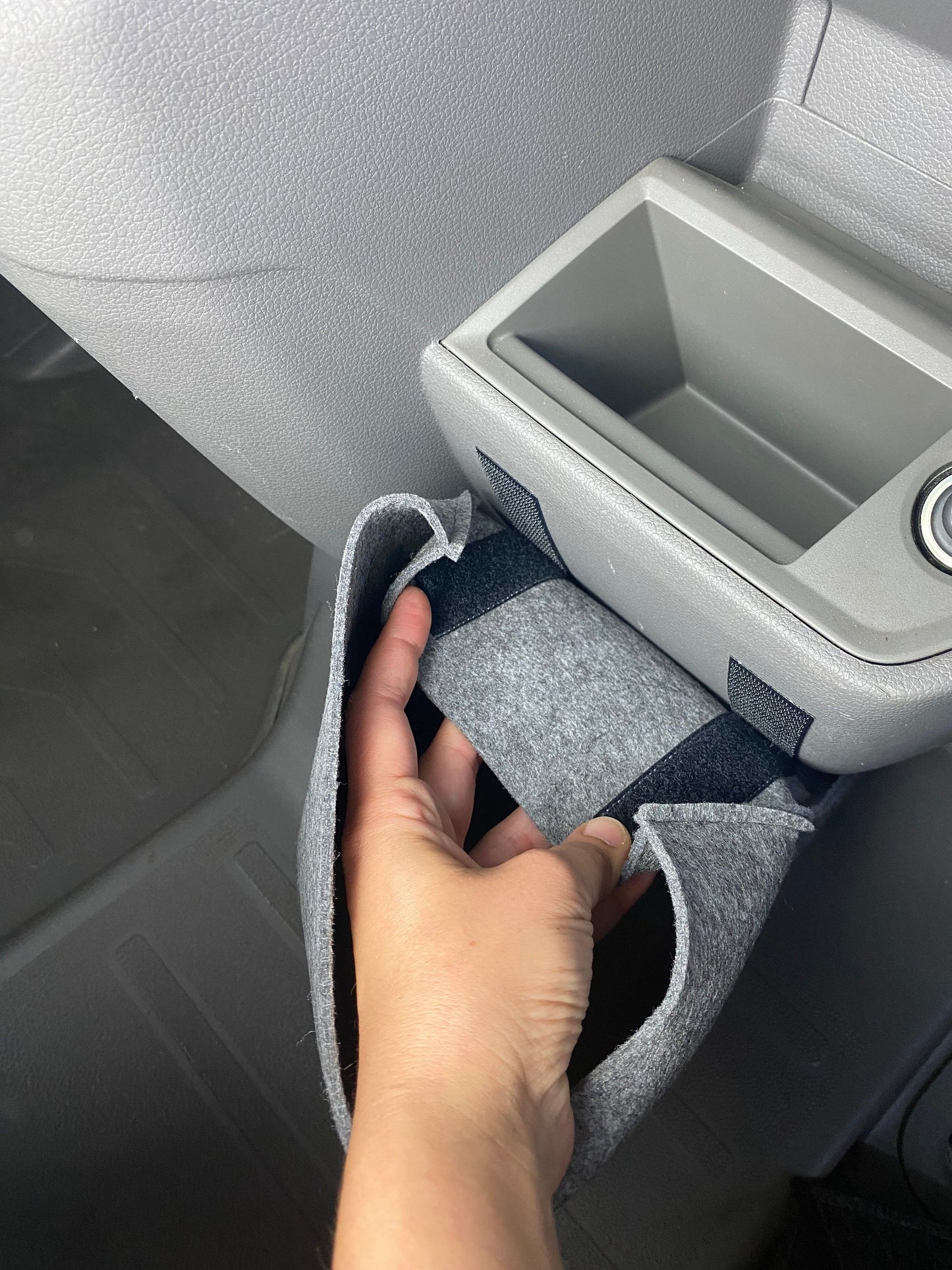 Vw Grand California Crafter MAN TGE Cockpit Filztasche in Hell Grau >> Aufbewahrung für vieles im Alltag und auf Reisen "NEU"