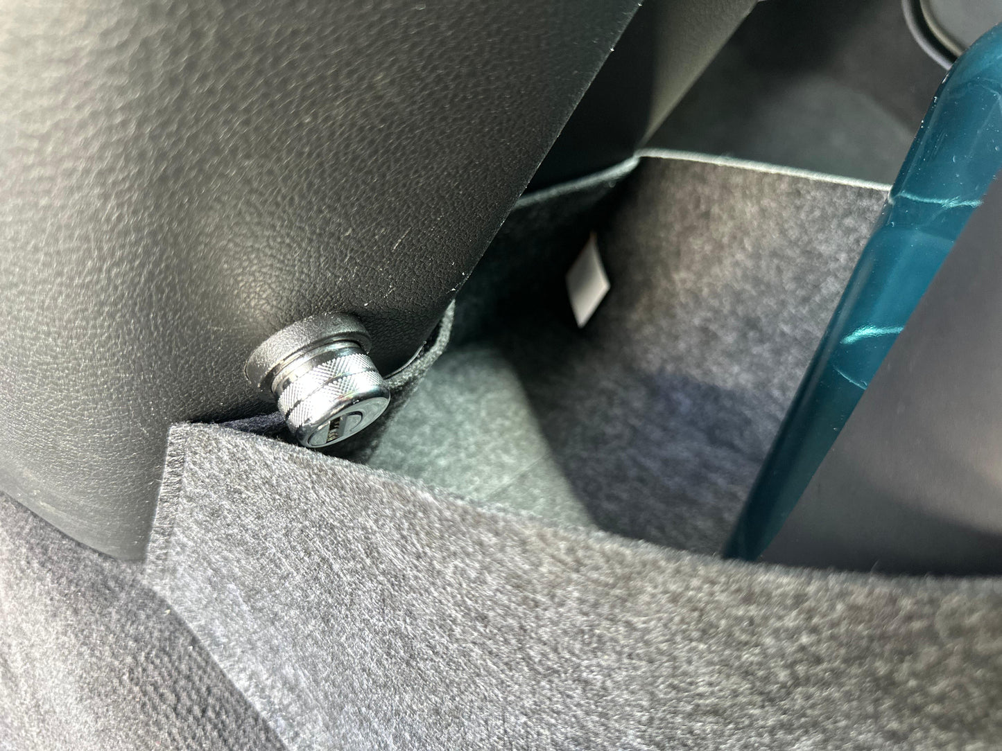 Vw T6.1 Bulli mit  BEARLOCK Cockpit Filztasche in Anthrazit für California Beach, Coast, Multivan >> Aufbewahrung für vieles "NEU"