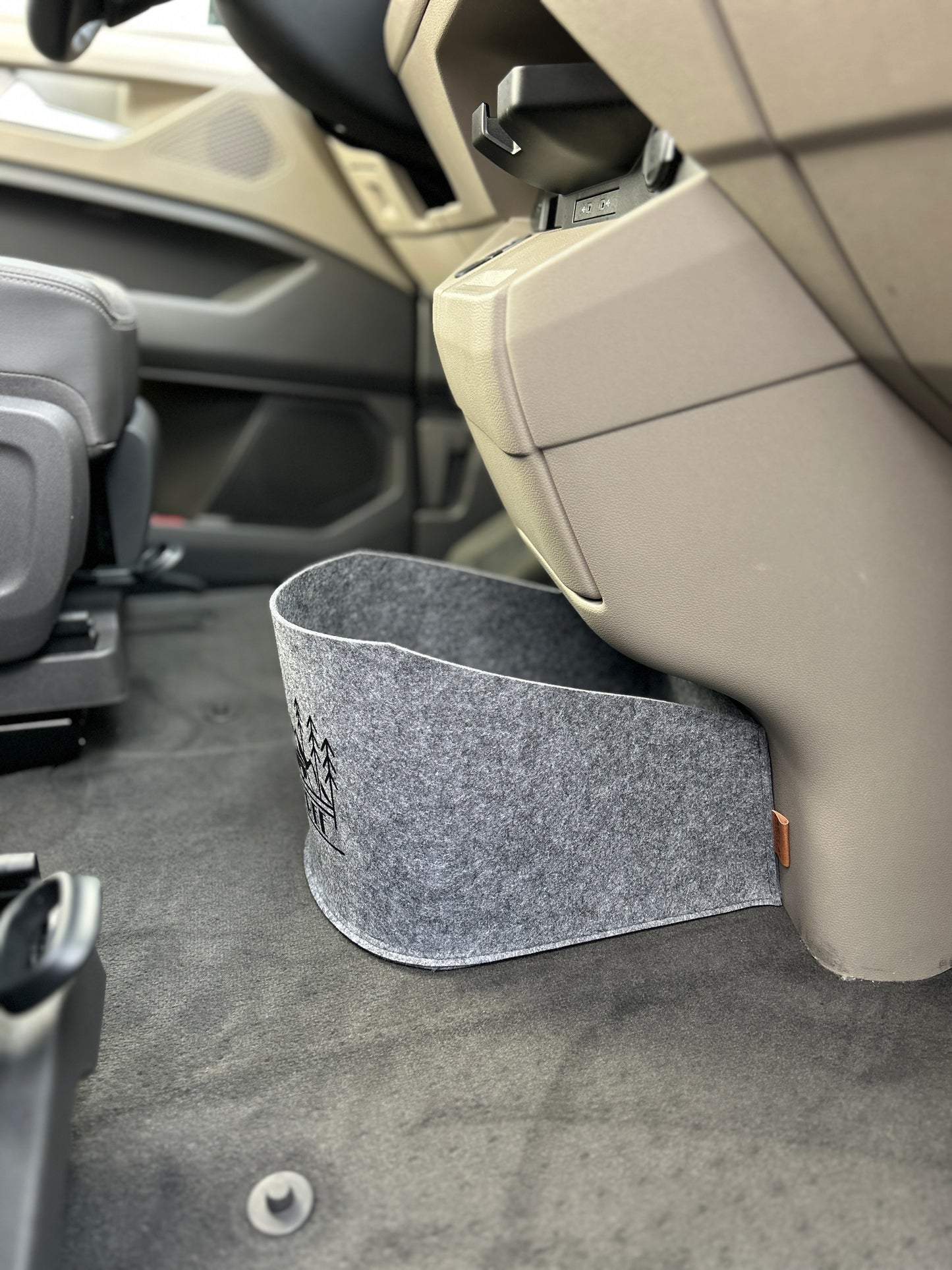 VW T7 Bulli Cockpit Filztasche in Dunkelgrau für California Beach, Coast, Multivan >> Aufbewahrung für vieles "NEU" (Kopie)