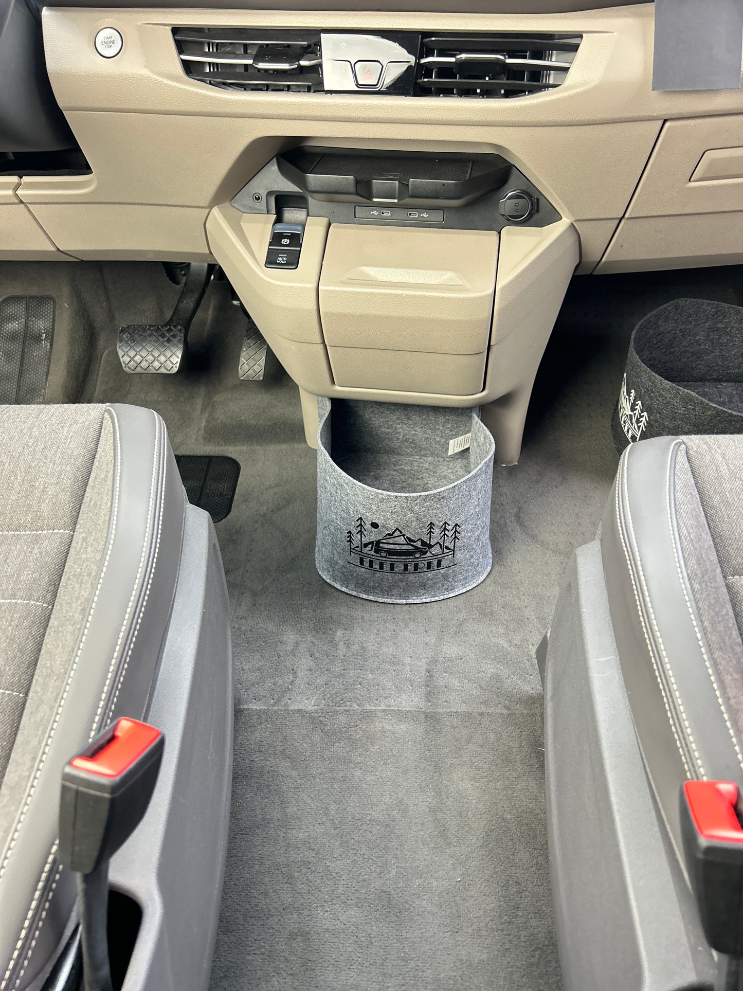 VW T7 Bulli Cockpit Filztasche in Dunkelgrau für California Beach, Coast, Multivan >> Aufbewahrung für vieles "NEU" (Kopie)
